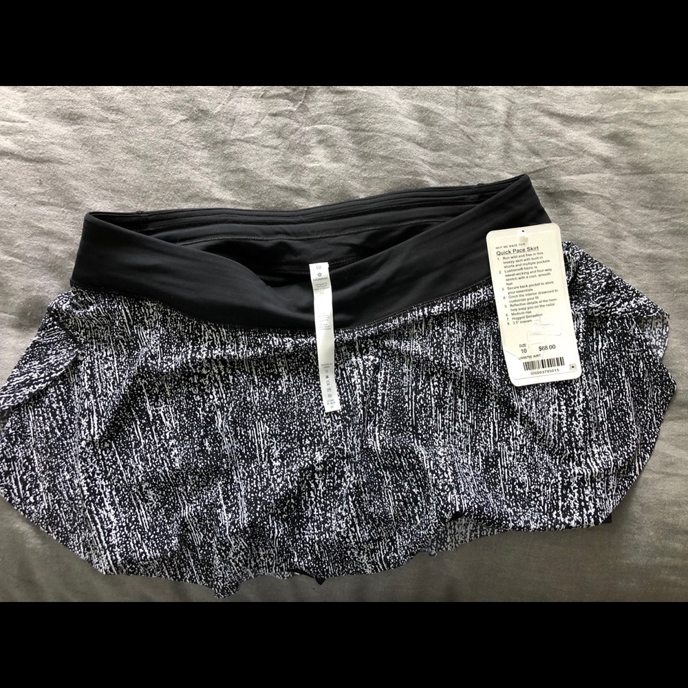 NWT Lululemon Quick Pace Skirt